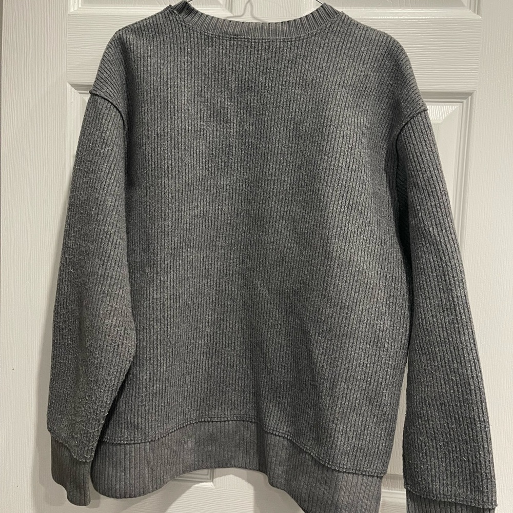 sweater - Picture 2 of 2